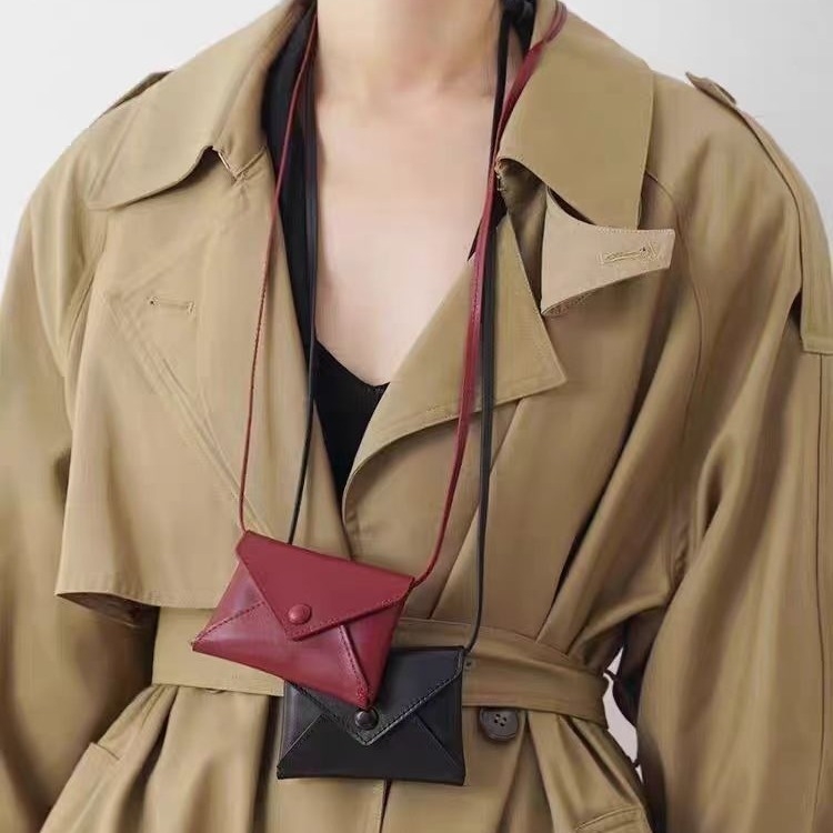 Crossbody torbica za struk, PU materijal, mala kvadratna torbica, vertikalni kvadratni oblik, magnetska kopča, unutarnja džep s zatvaračem, poliester podstava