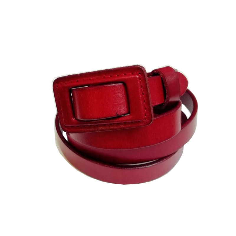 Naiste ehtne nahast vöö: ülemise kihiga veisnahk, nõelaga klõps, taimedelt töödeldud nahk