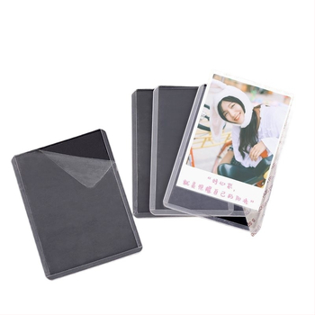 Držiteľ kariet PVC - priehľadný, zvislý, pevná konštrukcia, obojstranné laminovanie (Kórejská verzia)