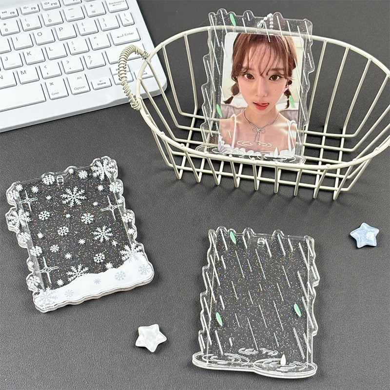 Berry Chestnut Bear kártyatartó – átlátszó, engedélyezett magánmárka, szerzői jogvédelem alatt