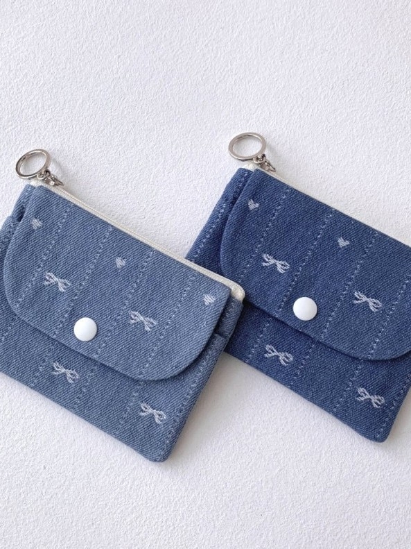 Portofel din denim cu model fundă – Unisex, pentru carduri/ID, căptușeală din poliester, primăvara 2025