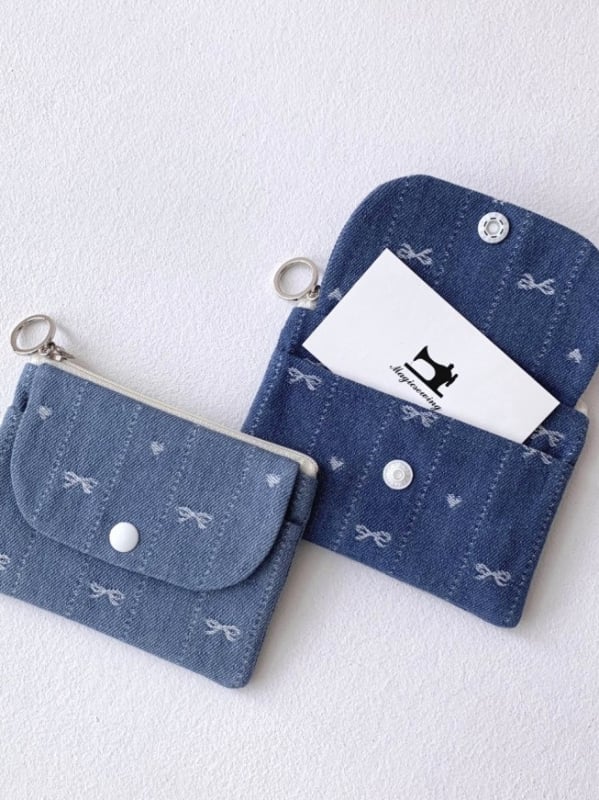 Portofel din denim cu model fundă – Unisex, pentru carduri/ID, căptușeală din poliester, primăvara 2025