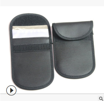 husa pentru cheie auto – piele PU, protectie RFID si EMI dubla, inchidere Velcro, forma rotunda, model f0001