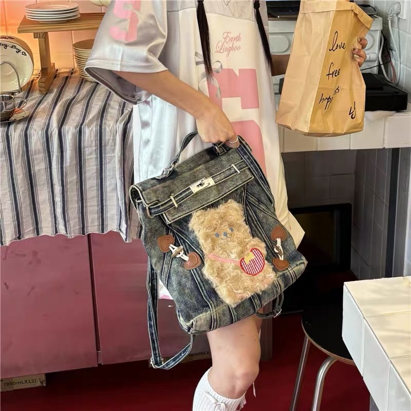 Denim ruksak sa slatkim crtić medvjedićem – Unisex, za 10-inčni laptop, kapacitet ispod 20 L, proljeće 2025