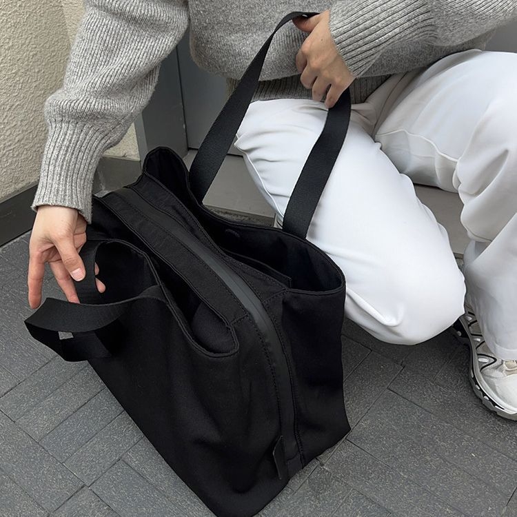 Torba Tote za svakodnevnu upotrebu: vanjska tkanina poliester, najlon podstava, uzorak Drugo, pogodna za kućno skladištenje