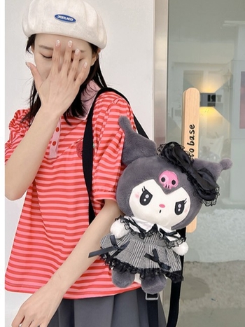 Kuromi ruksak u japanskom stilu, pliš materijal, najlonska podstava, zatvarač, unutarnji džep sa zatvaračem