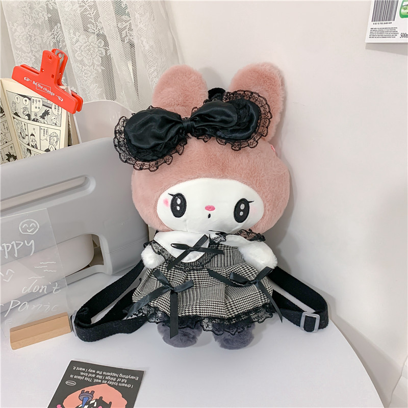 Kuromi ruksak u japanskom stilu, pliš materijal, najlonska podstava, zatvarač, unutarnji džep sa zatvaračem
