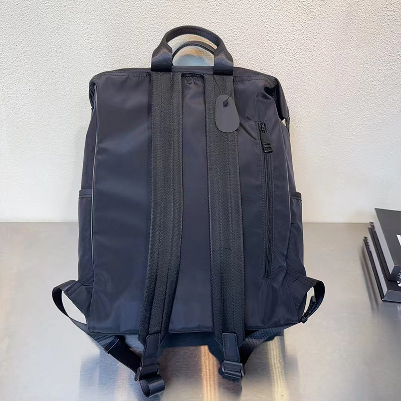 Muški ruksak – najlon, vodootporan, kapacitet do 20 L, remeni s zračnim jastukom, gradski minimalistički stil za poslovna putovanja