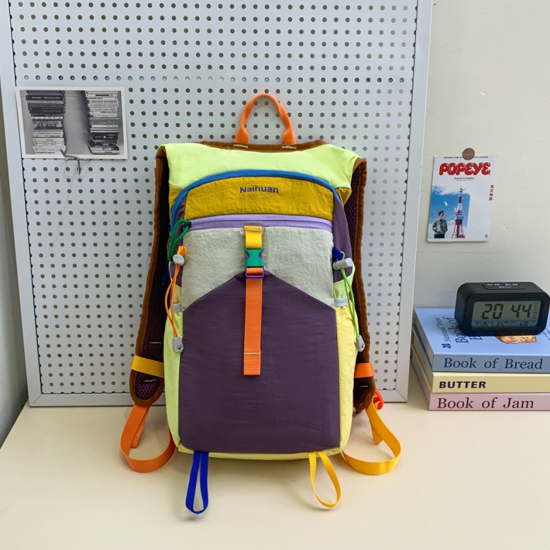 Νάιλον unisex σακίδιο με διαπνέον σχέδιο, επεκτάσιμη χωρητικότητα, καμπυλωτοί ιμάντες ώμου, γεωμετρικό μοτίβο (φθινόπωρο 2025) για μαθητές γυμνασίου