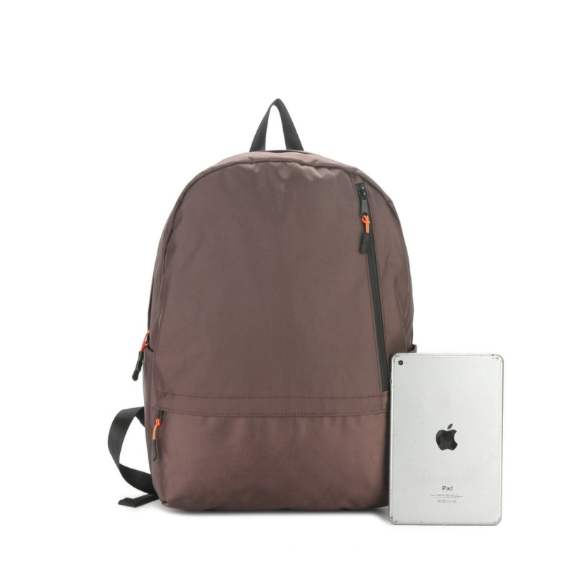 Nylon ruksak, 20–35L, vodootporan, prozračan, pogodan za 16-inčni laptop
