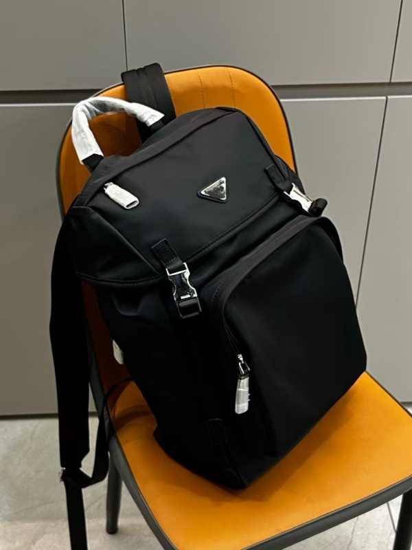 Najlon ruksak za laptop, vodootporan, velika kapaciteta 20–35L, naramenice s zračnom jastučnicom, kožni detalji