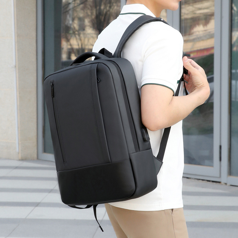 Poslovni ruksak od Oxford tkanine, vodootporan, velik kapacitet, pogodan za 15-inčni laptop, prozračne naramenice