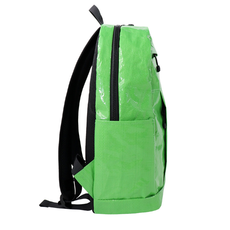 Ruksak od ekološki plastičnog tkanog materijala i Kraft papira, minimalistički stil, kapacitet 20–35 L, pogodan za 15-inčni laptop, ultra lagan s zakrivljenim naramenicama