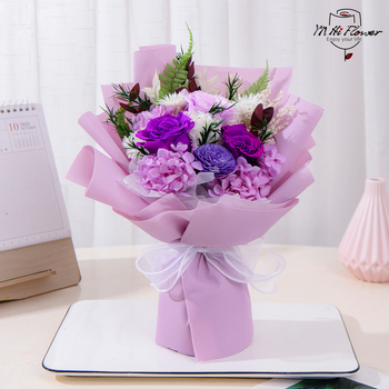 Buchet de trandafiri conservați | Brand: Yn hi flower | Material: flori conservate | Potrivit cadou pentru cuplu, prieten, coleg/ă, mentor | Ocazii: nuntă, zi de naștere