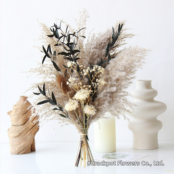 Sauss ziedu pušķis ar smalkām lapu venām no rīkles trasteļu — lapu venas maisījums; iepakots caurspīdīgā OPP maisiņā