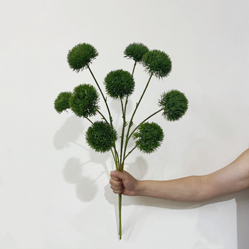 Mű zöld szegfű pom-pom stílusú, puha PVC, készítés: formázás, injektálás, öntés; esküvők, szabadtéri helyszínek, fotózás kellékei, otthoni díszítés