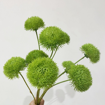 Mű zöld szegfű pom-pom stílusú, puha PVC, készítés: formázás, injektálás, öntés; esküvők, szabadtéri helyszínek, fotózás kellékei, otthoni díszítés