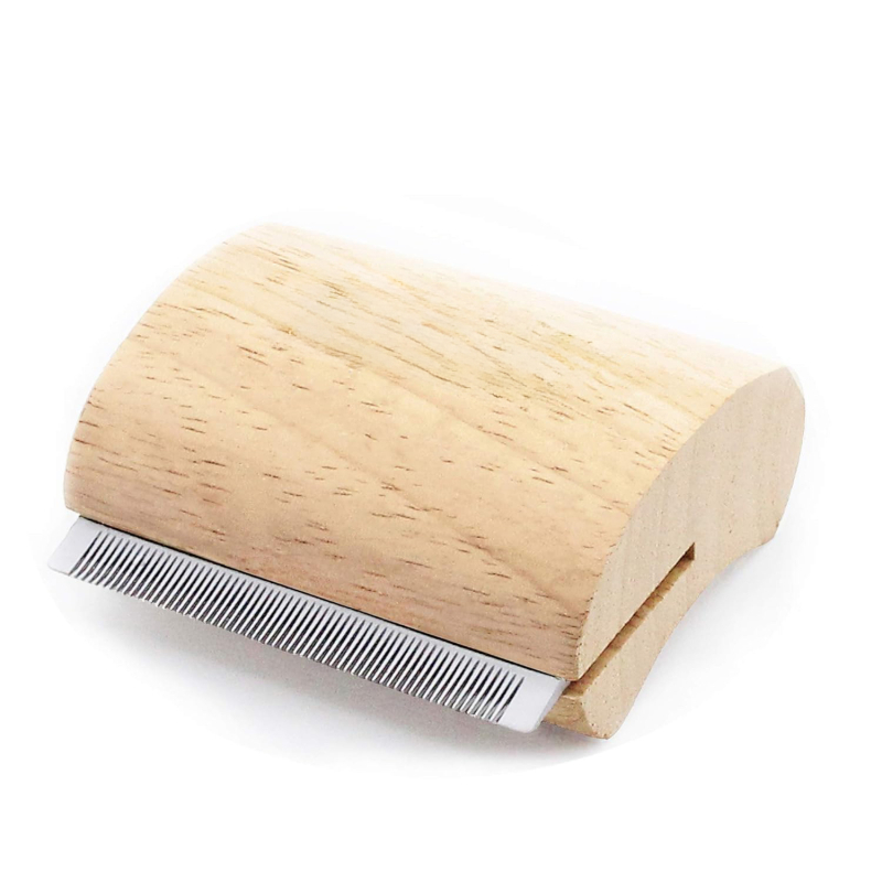 Carpenter Master drveni češalj za njegu kućnih ljubimaca za mačke i pse — konstrukcija od nehrđajućeg čelika i drveta, prenosni kućni alat