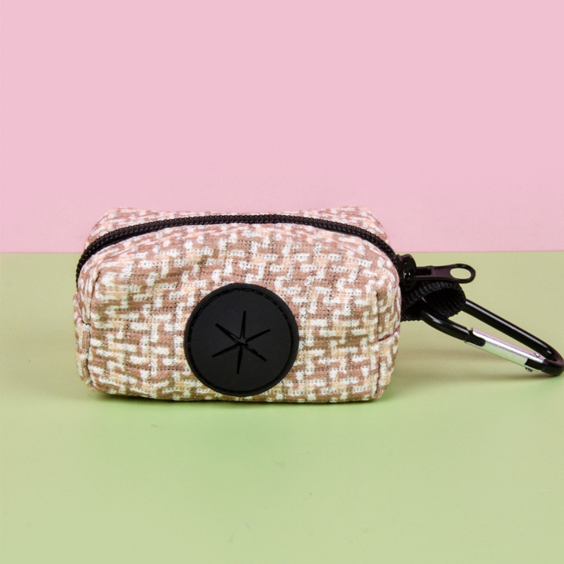 Pakabinamas šunų maišelių dozatorius, poliesteris, plokščio atidarymo dizainas, nešiojamas maišelių saugojimas