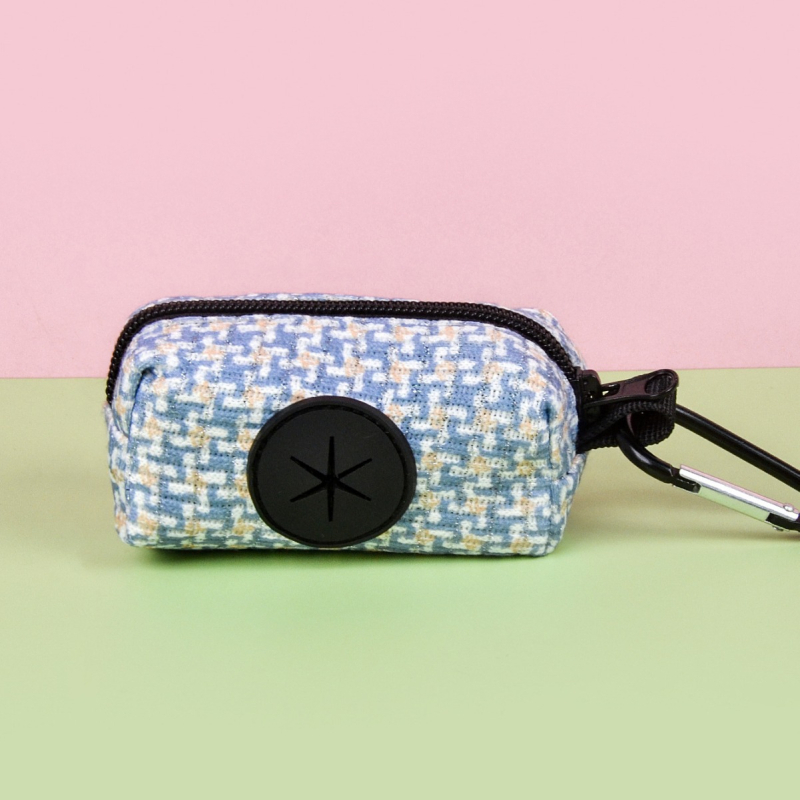 Pakabinamas šunų maišelių dozatorius, poliesteris, plokščio atidarymo dizainas, nešiojamas maišelių saugojimas