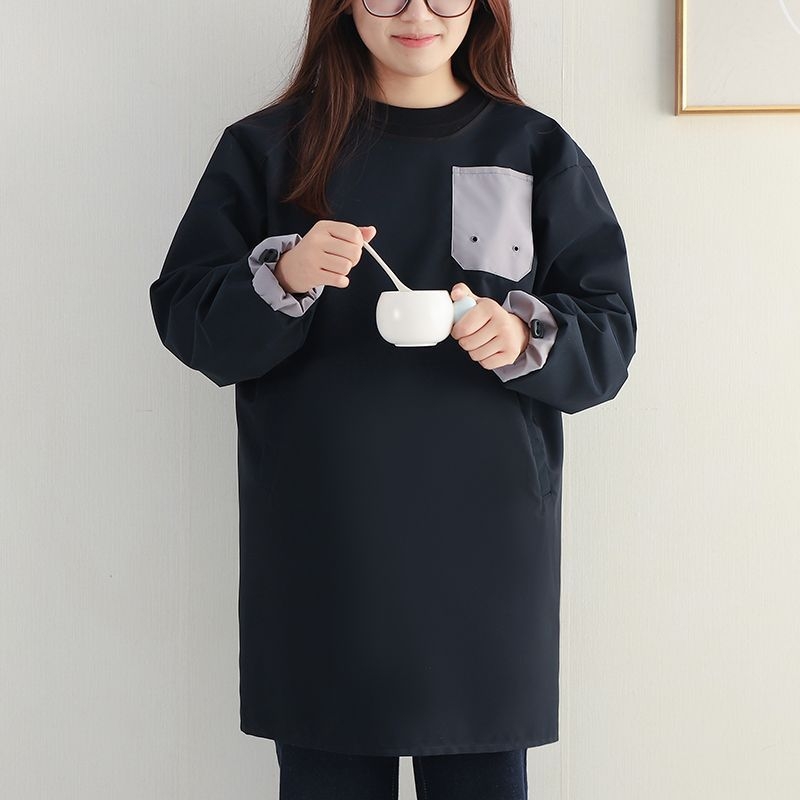 Водоустойчива престилка с дълги ръкави за обслужване — подходяща за кетъринг, фризьорство, кафене и цветарство; материя: водоустойчива композитна тъкан; стил: модерен минимализъм