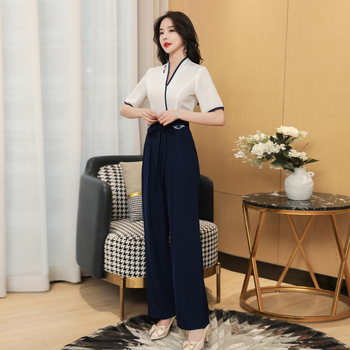 Dámska uniforma pre kozmetický salón a SPA – set s topom s V výstrihom, polovičnými rukávmi a nohavice, materiál polyester-elastan s odvádzaním vlhkosti