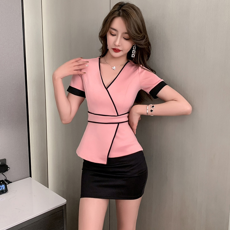 Униформа за стюардеси и стюарди - Унисекс, панталони капри, ръкави 3/4, козинена яка