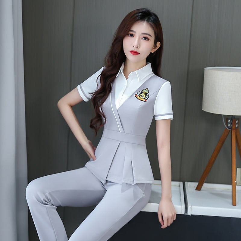 Oblečenie pre technika pedikúry — vlhkosť odvádzajúce, tkanina, 30–50% Spandex, krátke nohavice, krátke rukávy, vhodné pre hotelový outfit