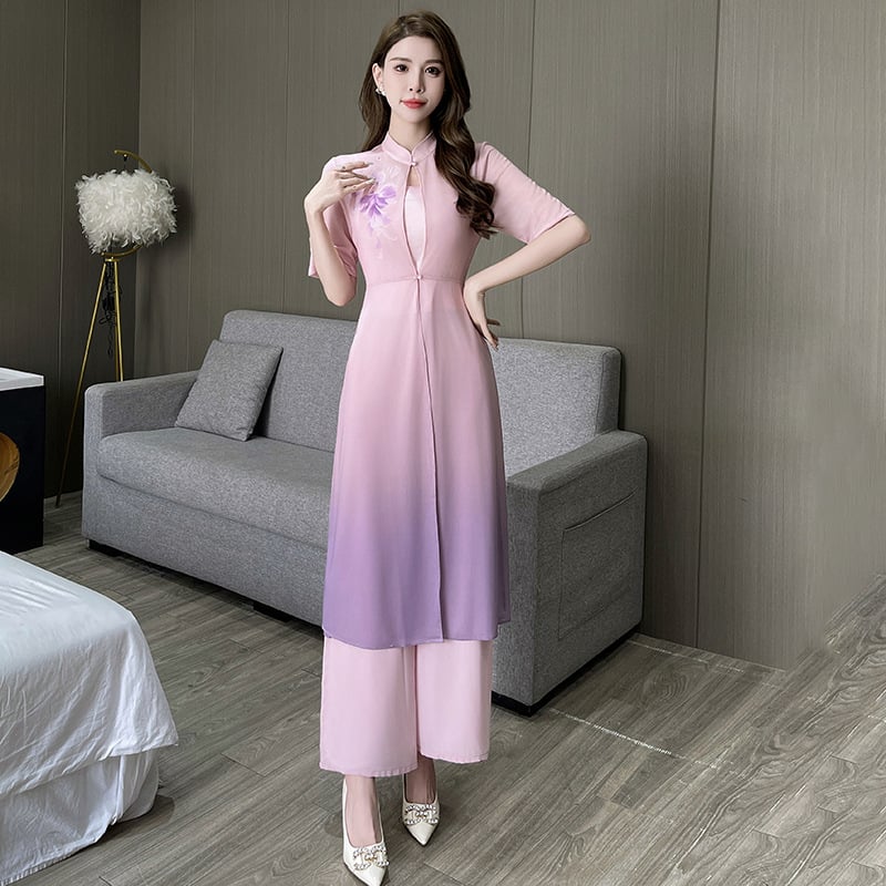 СПА униформа за козметичка – комплект с дълга пола; влагоотводяща материя; ½ дълги ръкави; стояща яка; дължина 80–100 cm; полиестер и спандекс