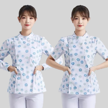 Двухкомпонентен комплект униформа за медицински сестри – женски, медицински персонал, полиестерно-памучна материя 50–70% полиестер, 30–50% памук, къс ръкав, стояща яка, дължина 50–65 см, за всички сезони