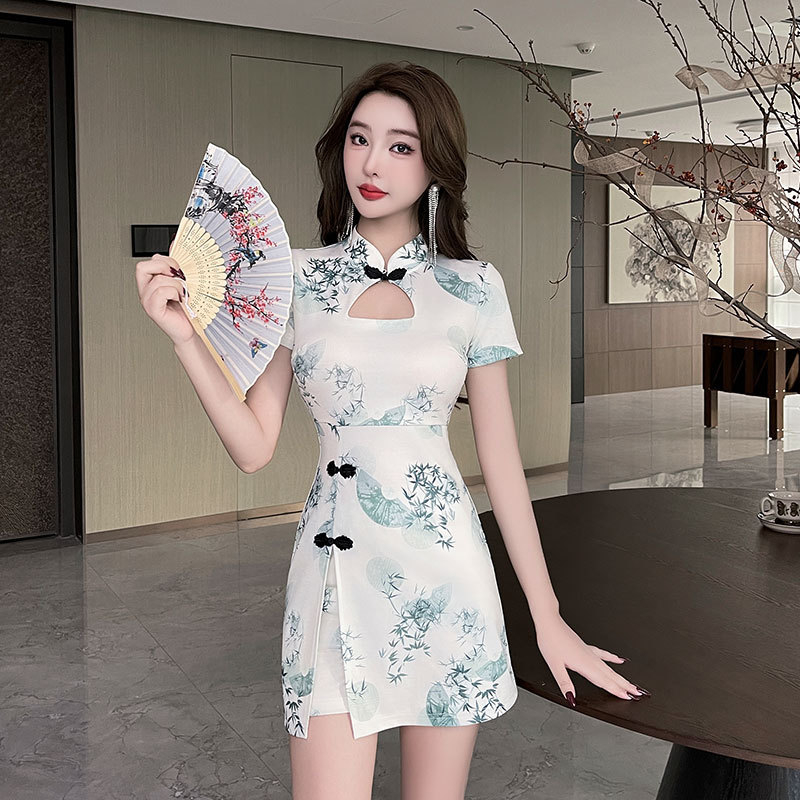 Női ruha rövid ujjakkal, mandarin gallér, poliészter anyag, nedvszívó funkció, modell 6003, egész éves viselet, 2025 tavasz megjelenés