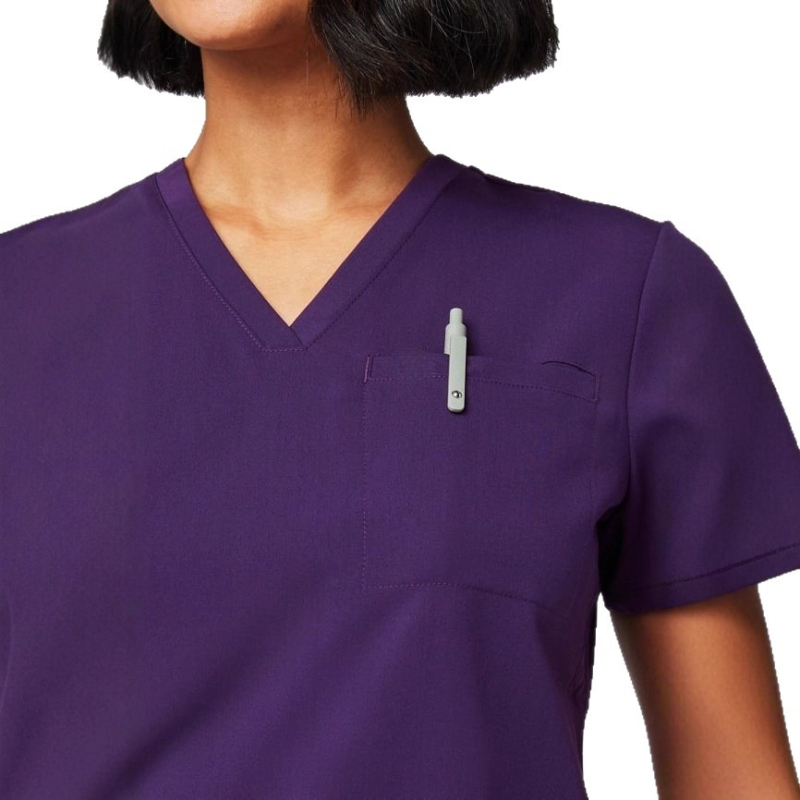 Set kirurških scrubs, V-izrez, kratki rukavi, materijal koji odvodi vlagu, poliester-elastan mješavina (72% poliester, 7% elastan), unisex