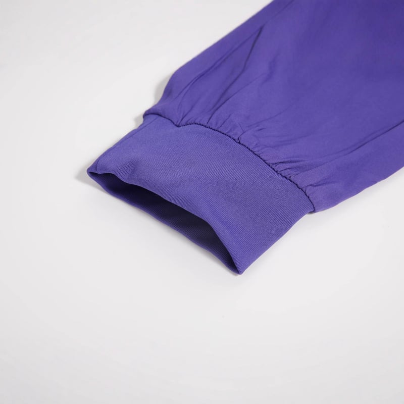 Unisex set medicinskih scrubs s odvlačenjem vlage poliester-elastan smjesa (72% poliester, 7% elastan), V-izrez, kratki rukav, bolničko/kliničko nošenje