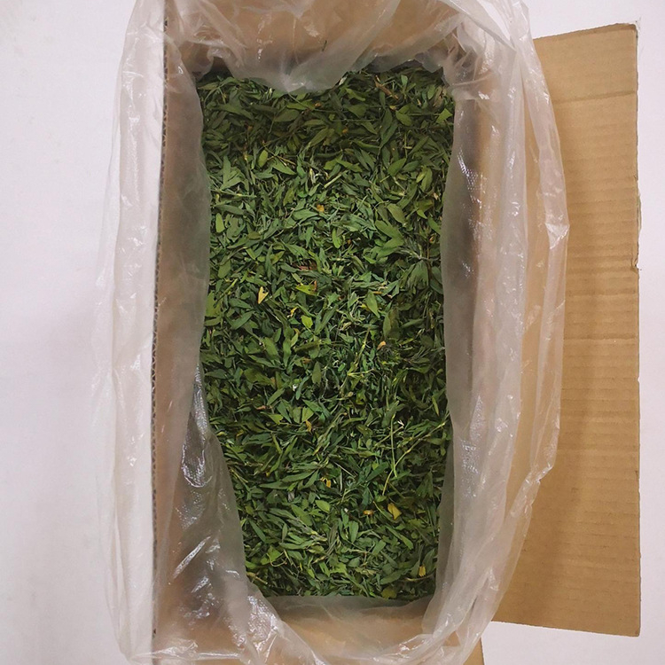 Longteng Planting sausā mājdzīvnieku barība ar lucernas lapām trušiem un činčilām