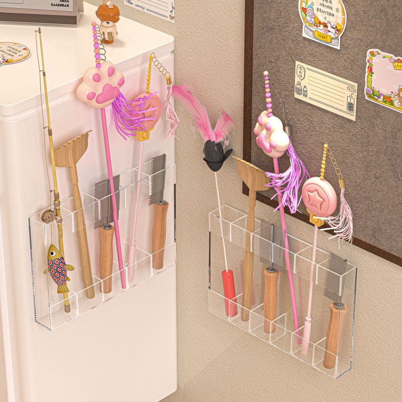 Sienas uzstādāms uzglabāšanas organizators kaķu rotaļlietām un piederumiem — bez urbšanas; PET materiāls; taisnstūra forma; mūsdienīgs minimālisma stils; uzglabāšana un organizēšana.