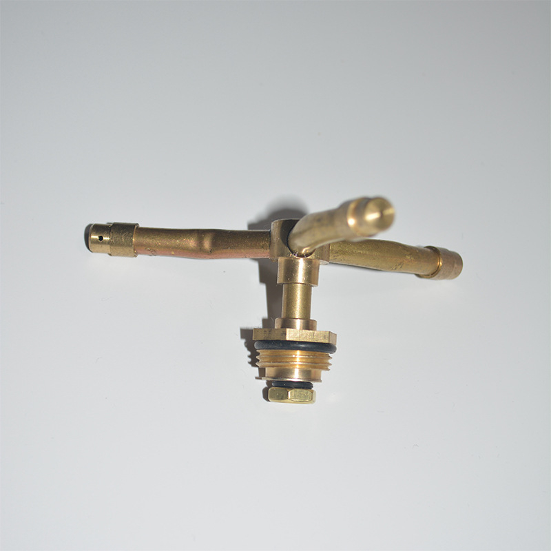 Месингов пръскач за 360° въртене за озеленяване и градина, 4‑точкова конструкция, външно поливане, ниско налягане, надежден