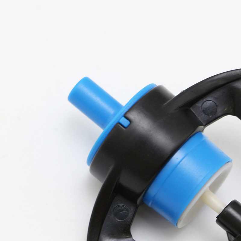 Seria Micro spray, aspersor rotativ pentru irigații de grădină, duză anti-insecte care se închide când nu se folosește; material POM; potrivit pentru grădinărit acasă, producție agricolă, spații verzi publice