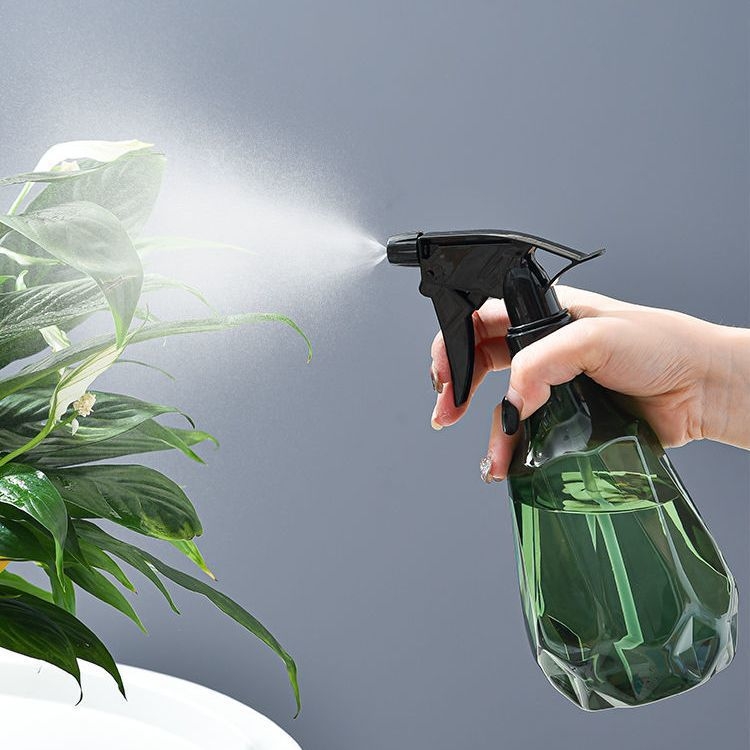 Plastična kanica za zalijevanje s raspršivačem, 500 ml, za kućnu upotrebu