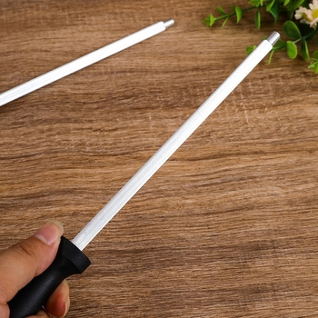 Peilių aštrintuvas – rankinis, ultra plonas, iš cinko lydinio, virtuvės įrankis