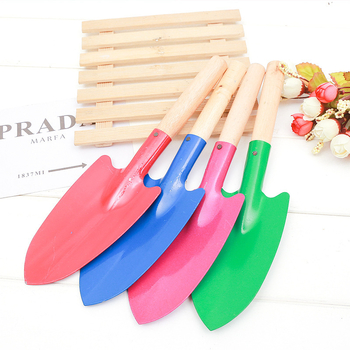 Детски комплект за игра в пясък с лопатка и железна кофа за плаж и градина