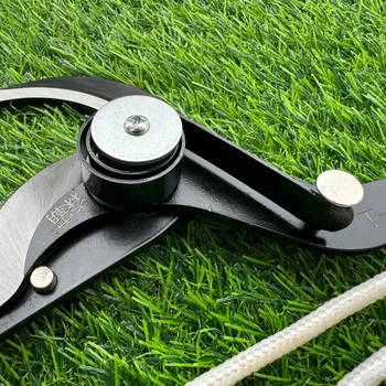 Senba foarfecă de tăiere pentru crengi înalte, cu deschidere mare și role din fier, pentru castane și pomi fructiferi – lungime totală 330 mm, lungime lamă 70 mm, greutate 0,63 kg