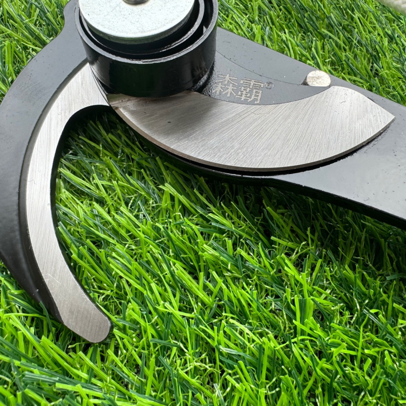 Senba foarfecă de tăiere pentru crengi înalte, cu deschidere mare și role din fier, pentru castane și pomi fructiferi – lungime totală 330 mm, lungime lamă 70 mm, greutate 0,63 kg