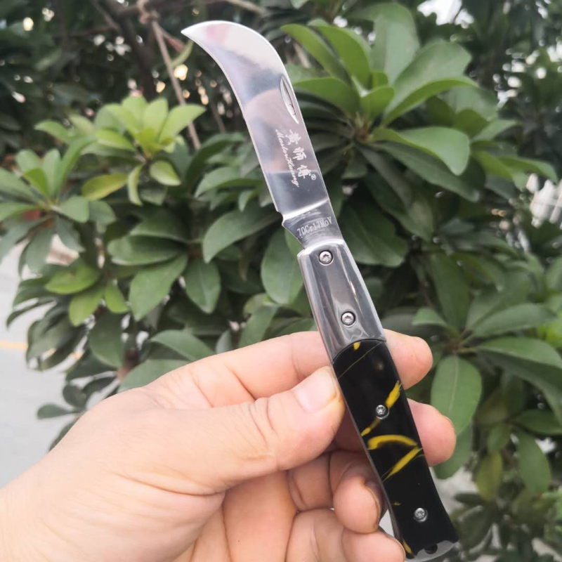 Sklopivi nož za pupno cijepanje - Master Huang, alat za cijepanje voćnih stabala, presadnica i žica (Podrijetlo: Yangjiang; Marka: Master Huang; Bez prilagodbi; Opseg primjene: cijepanje voćnih stabala, presadnice, žica)