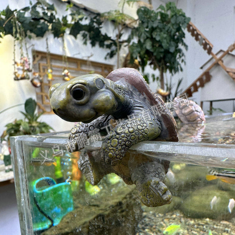 Peng Ba Turtle изработена от смола – карикатурен животински орнамент за външна градина и водни елементи
