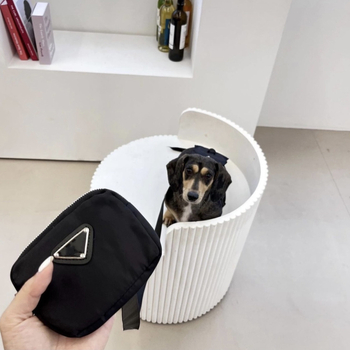 Kutyahátizsák nylonból (Anyag: Nylon; Kategória: Kisállat táska; Importált: Nem)
