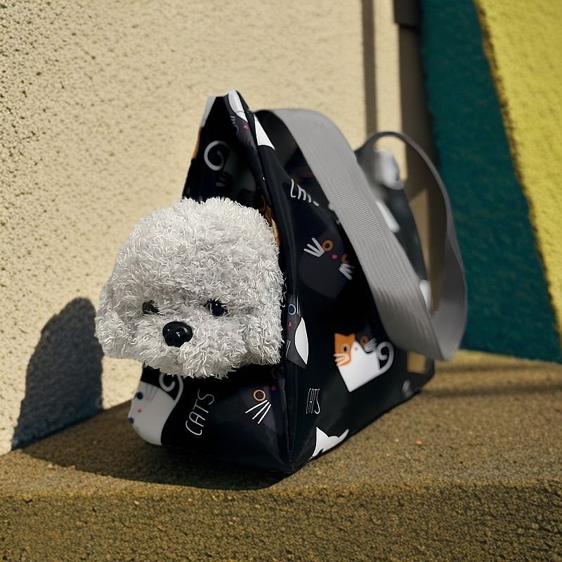 Légáteresztő kisállat-kimenő táska macska fej kilátszó dizájnnal, kettős használatú: crossbody és kézitáska, selyem virág dísz