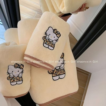 Cartoon леопардов модел Coral fleece комплект за баня, три части: кърпа за баня, кърпа за ръце и шапка за сушене; 150d прежда, тегло 200 g, плоско тъкане