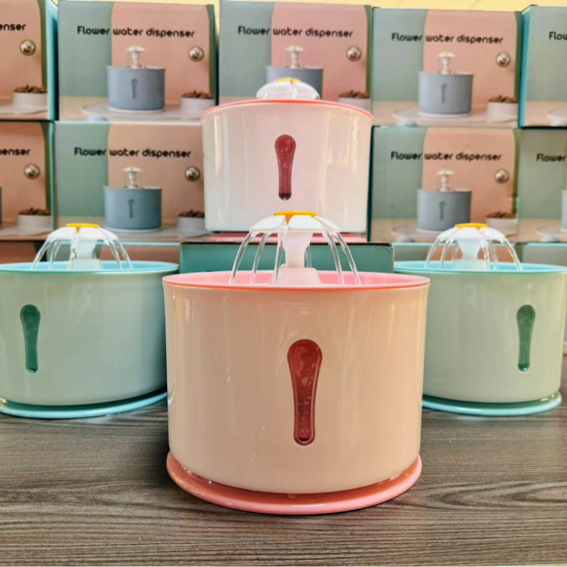 Dispenzer za vodu za mačke, cvjetni dizajn, model 121, odvojiv, pogodan za mačke i pse, izdanje 2024