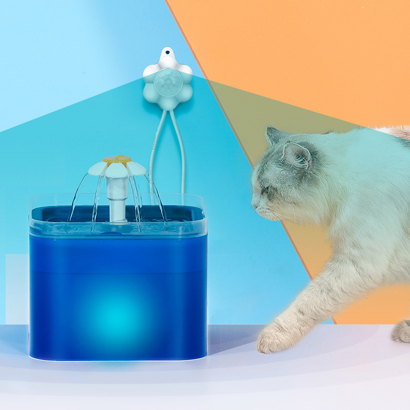 Dispenser de apă pentru animale cu senzor infraroșu; potrivit pentru pisici și câini; model: Pet water dispenser infrared sensor; greutate 150 g; fără aplicație