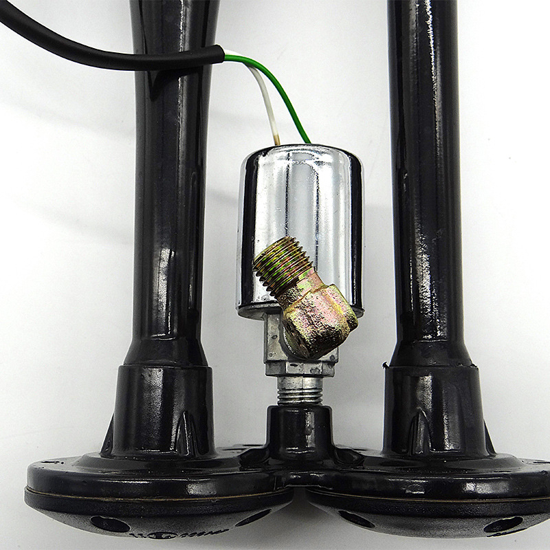 Αυτοκινητικό σφυρί αερίου με διπλό σωλήνα, διπλό τόνο, 24V, 72W, 105–125 dB, απόκριση συχνοτήτων: υψηλά 525±30 Hz, χαμηλά 420±25 Hz